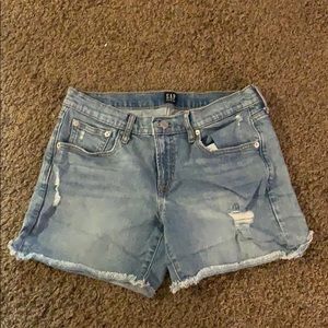 Gap shorts
